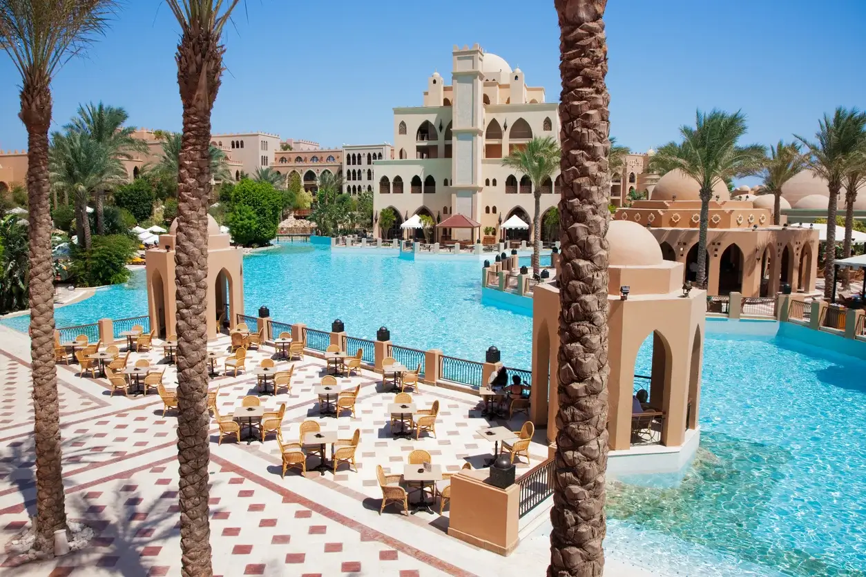 Egypt-Best-Luxury-Tours-Luxury-Tourist-Resort-Hotel