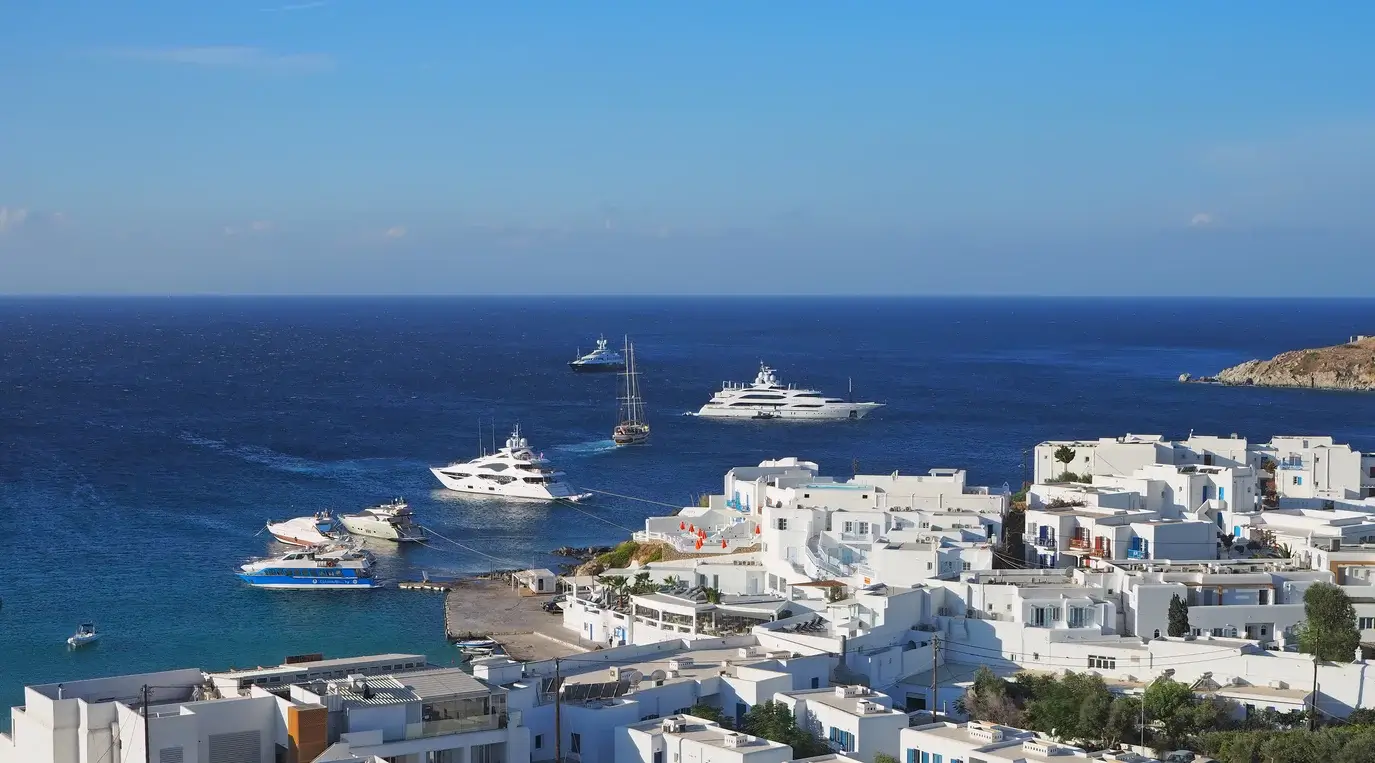 mykonos-yacht-beach-luxury-small-group-tours-greece