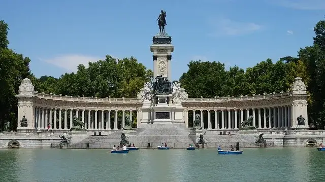 retiro-park-madrid-park_culture_trip_spain